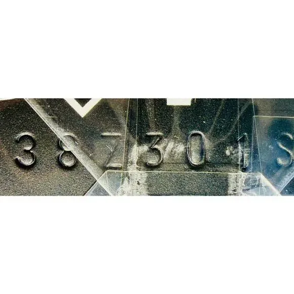 YSL MYSLF Eau de Parfum – Refillable Spray – 90ml - Picture 4 of 4